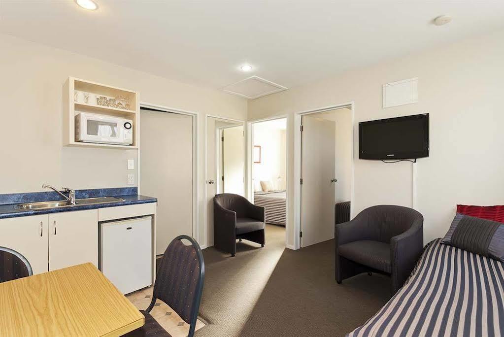 Motel Arena